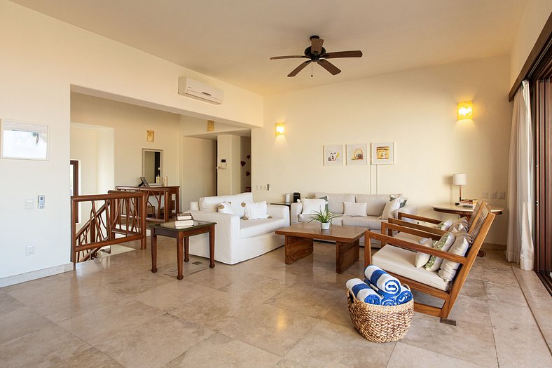 2 floors Condo, Beachfront, Perico